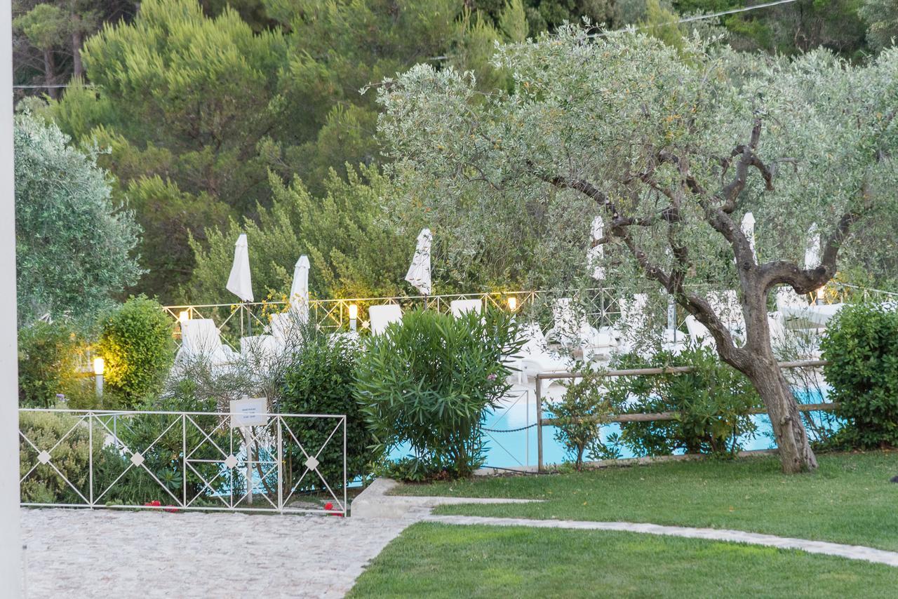 Baia Dei Mergoli Hotel Mattinata Exterior photo