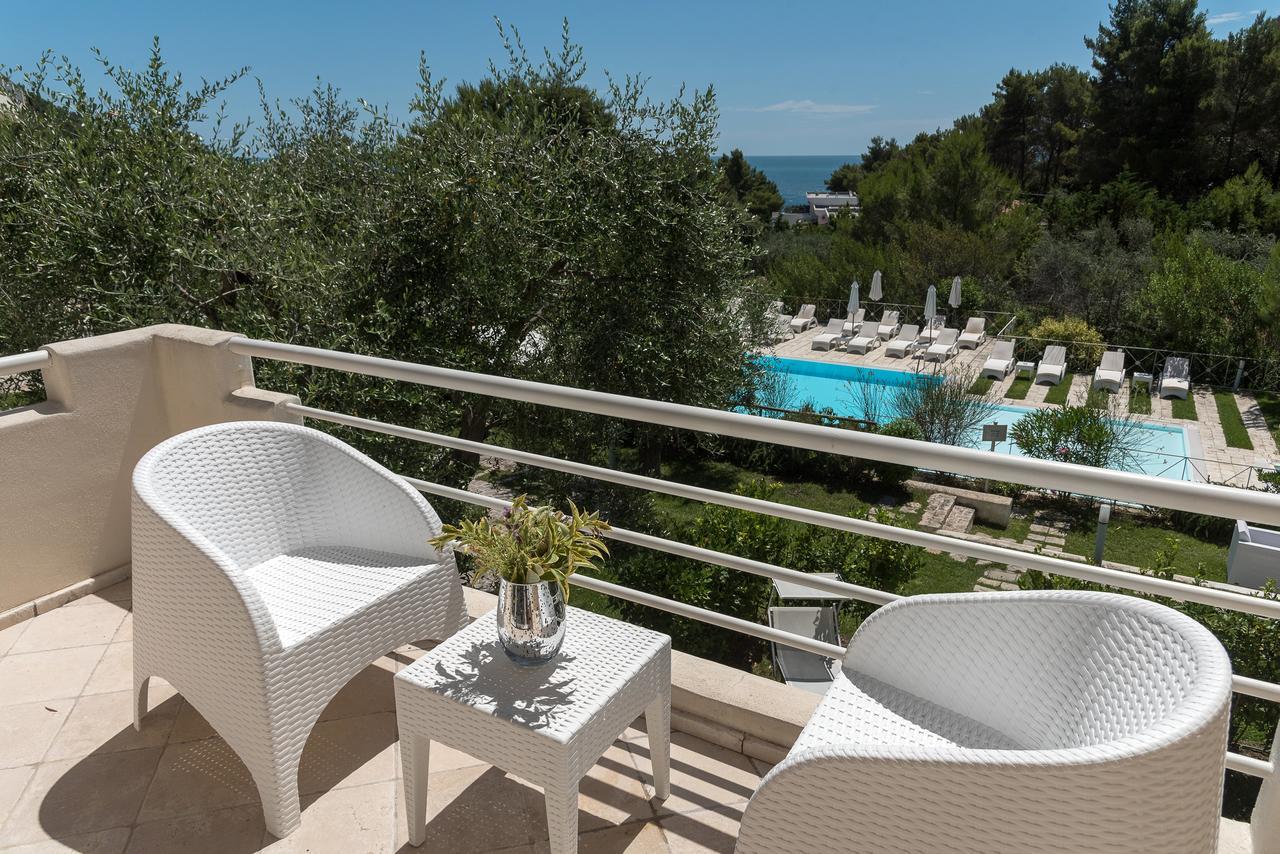 Baia Dei Mergoli Hotel Mattinata Exterior photo